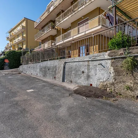 Graziosa Residenza In Collina Appartamento *