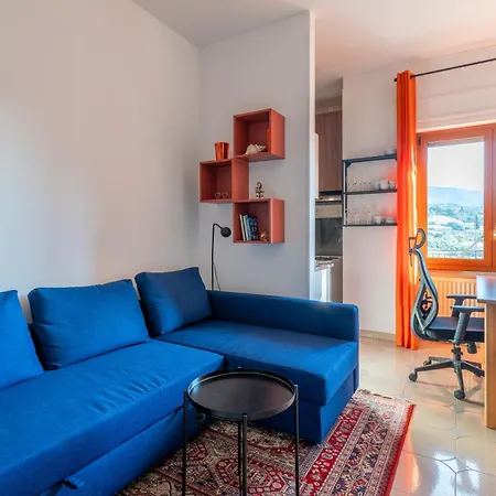 Graziosa Residenza In Collina Appartamento