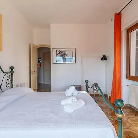 Graziosa Residenza In Collina San Remo